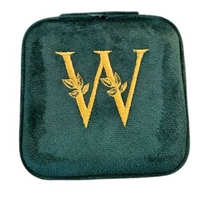 Personalized Letter "W" Zippered Travel Jewlery Box